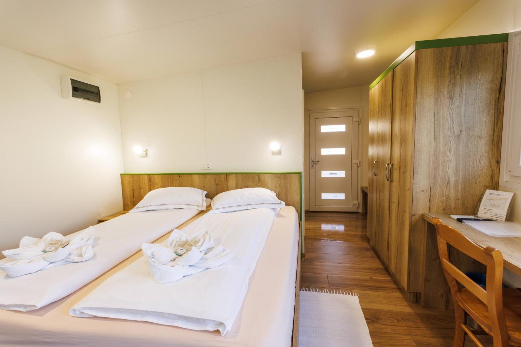 Hotel Mobile House Vegov Hram Dol pri Ljubljani Exterior foto